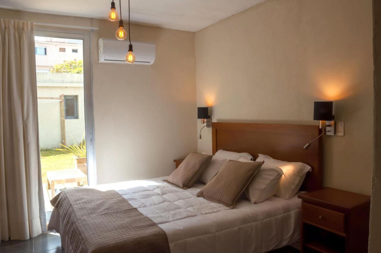 Casa Alevines Hostel & Suites Punta del Este Extérieur photo